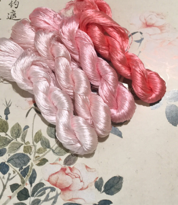 80m Suzhou Embroidery Untwisted Mulberry Silk Thread(#011（1-4）  80m*4) - Ronghua Threads
