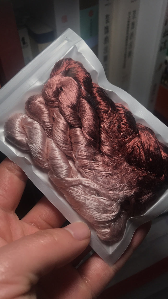 80m Suzhou Embroidery Untwisted Mulberry Silk Thread(#055（1-4）  80m*4) - Ronghua Threads