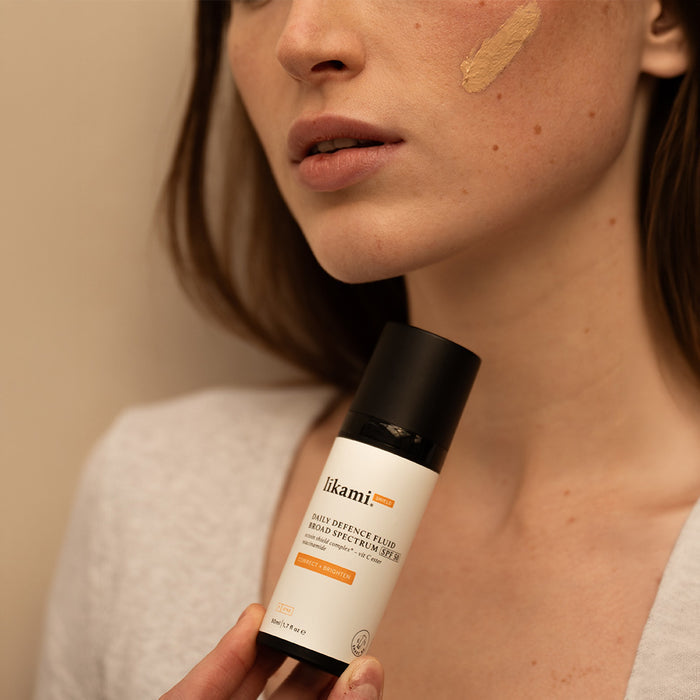 Daily Defence SPF50 Correct + Brighten 50 ml