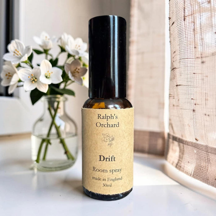 Drift Room Spray | Jasmine, Almond & Heliotrope