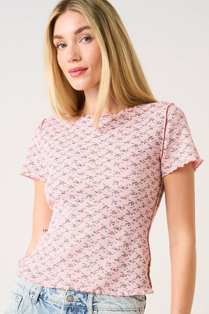FLORAL PRINT SHORT SLEEVE WAFFLE KNIT TOP: ROSY PINK