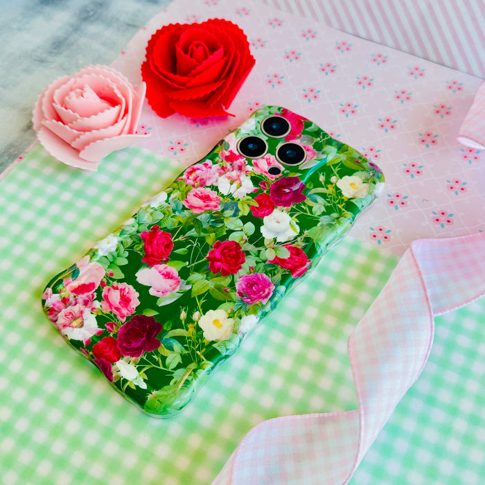 Garden Party Wavy Luxe MagSafe Case for iPhone â This premium floral maximalist iPhone case is a celebration of natureâs beauty.