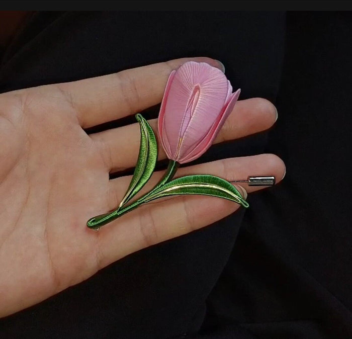 Handmade Thread-Wrapped Tulip Brooch - Elegant Chanhua Floral Jewelry