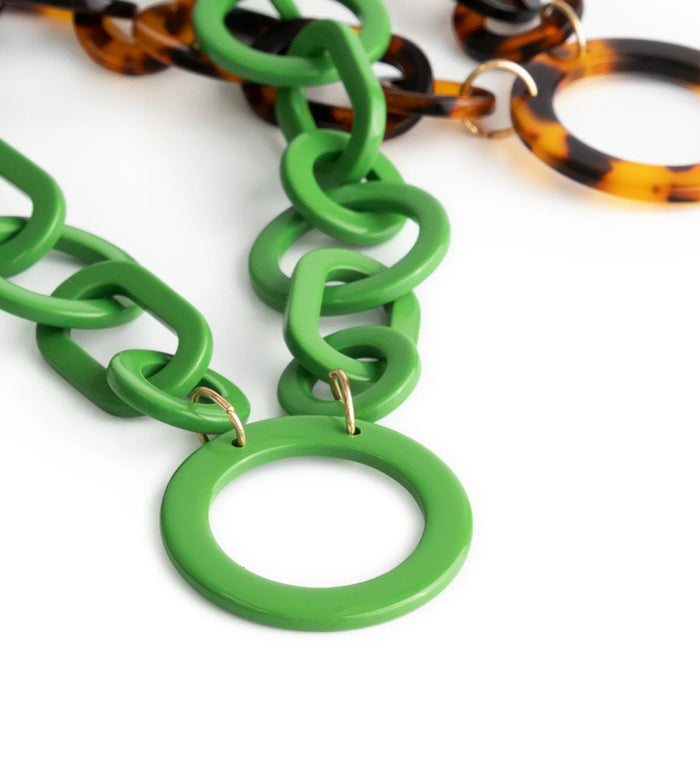ROUND GLASSES CHAIN in KELLY GREEN by Looplabb