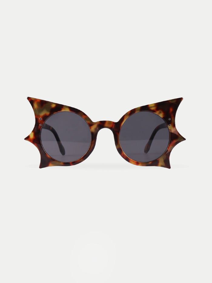 Oversized Bat Wing Sunglasses | Tortoiseshell-Image 1
