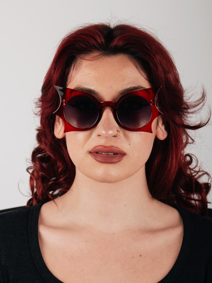 Oversized Bat Wing Sunglasses | Red-Image 4