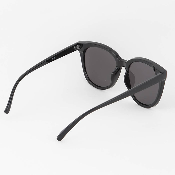 Round Large Frame Cateye Sunglasses