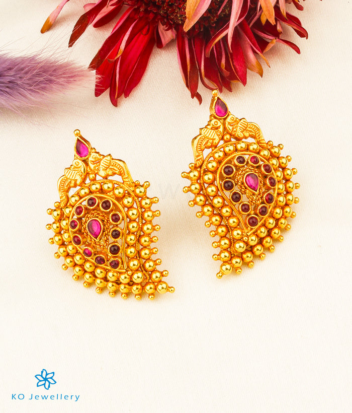 The Prashanti Silver Paisely Pendant Set (Thin Chain)