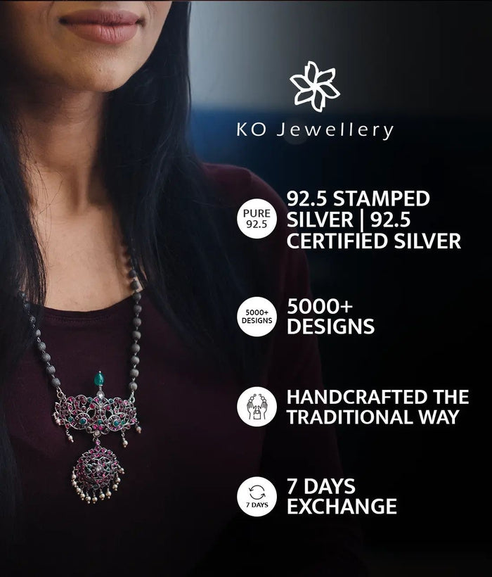 The Suhana Silver Coral Necklace & Earrings