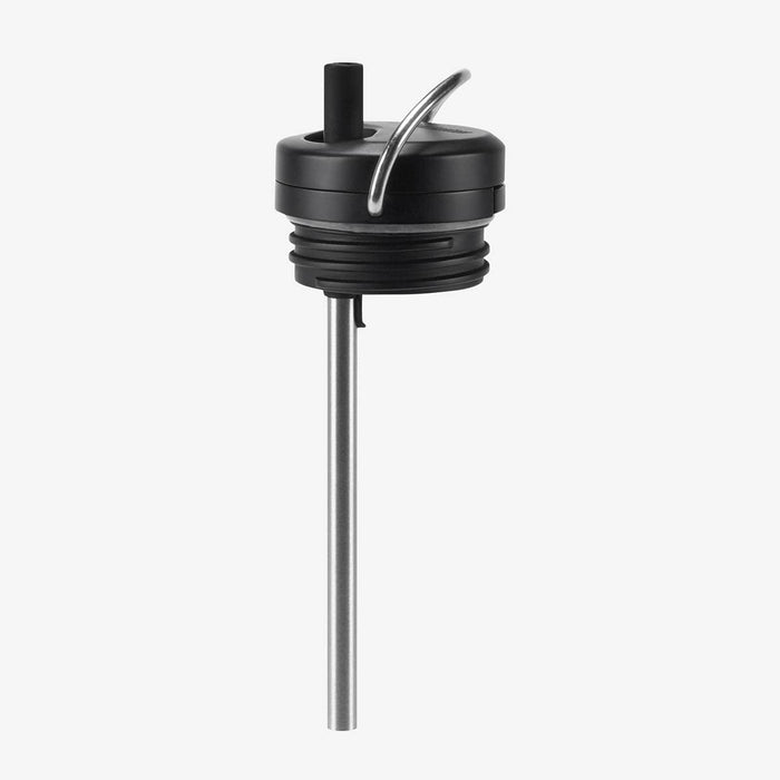 View of twist cap with metal carry loop, built in steel straw with silicone tip.