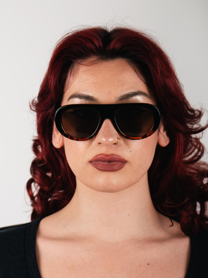 Unisex Oversized Aviator Sunglasses | Tortoiseshell-Image 4