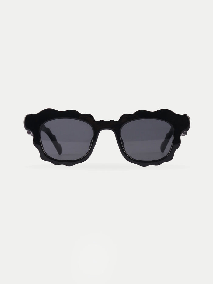Wavy Square Sunglasses | Black-Image 1