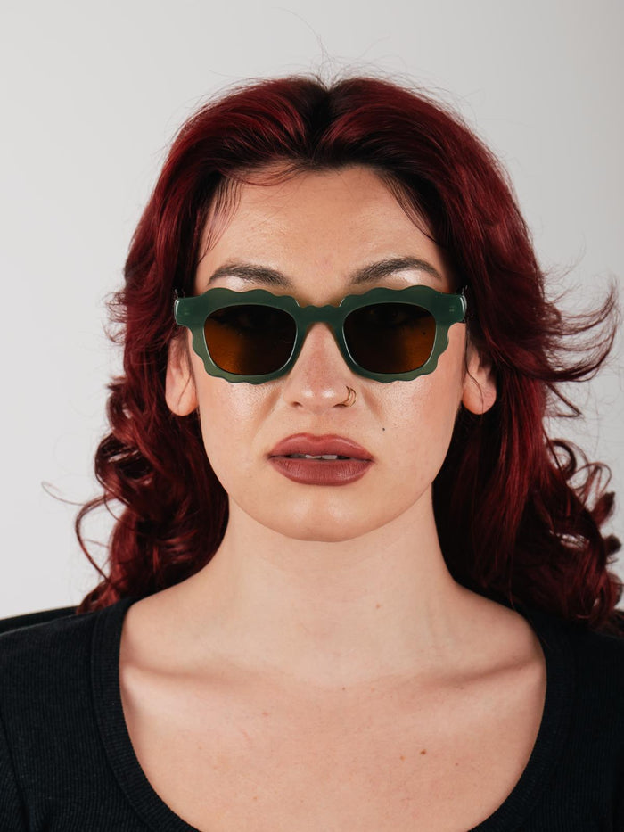 Wavy Square Sunglasses | Green-Image 6